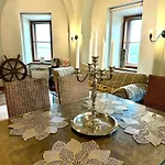 Apartment Captain's Castle
