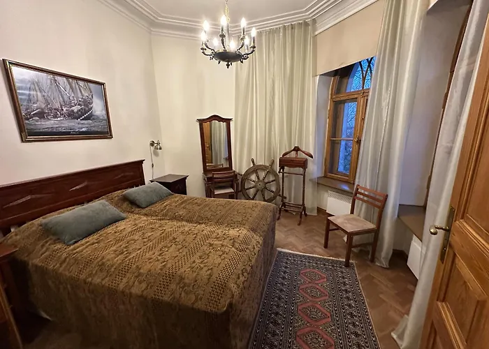 Апартаменты Captain's Castle